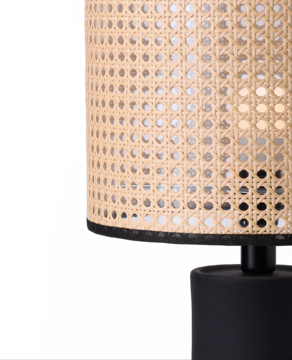 Isla Table Lamp